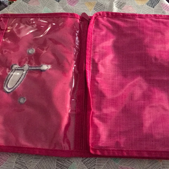 ThirtyOne Gifts Jewelry/Beauty Travel Hanging Bag - Picture 7 of 8